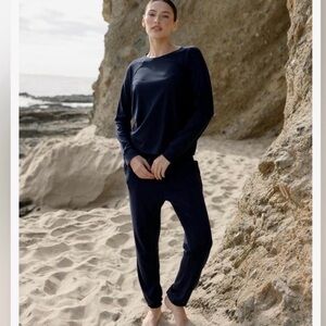 Cozy Earth Black Lounge Set large